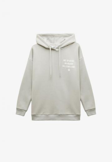 Пуловер с капюшоном