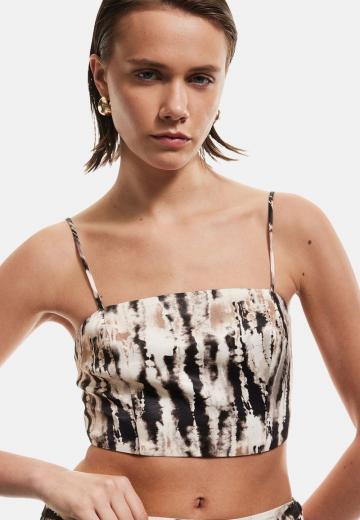 Топ на бретельках