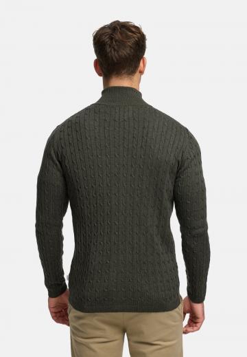 Вязаная кофта