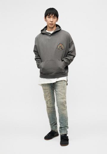 Узкие джинсы