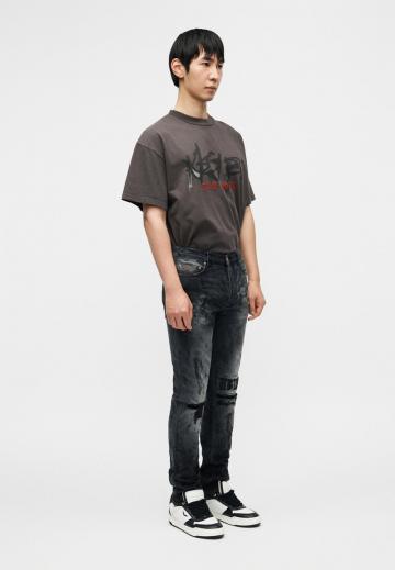 Узкие джинсы