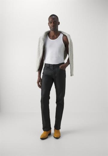 Клешеные джинсы