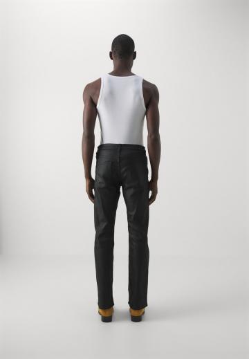 Клешеные джинсы