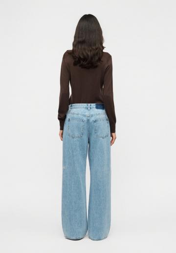 Свободные джинсы