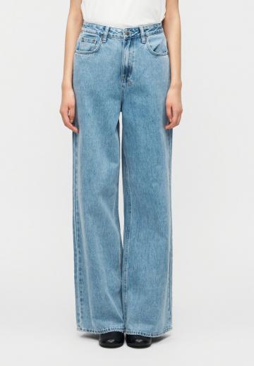 Джинсы бойфренда