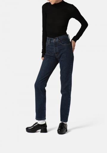 Туфли с высоким носом