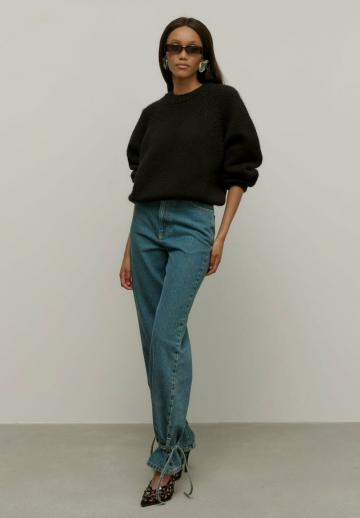 Прямые джинсы