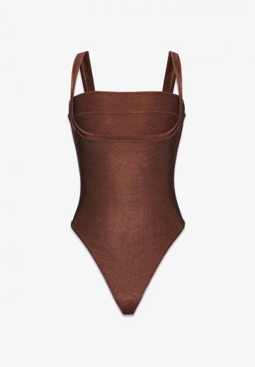 Слитный купальник