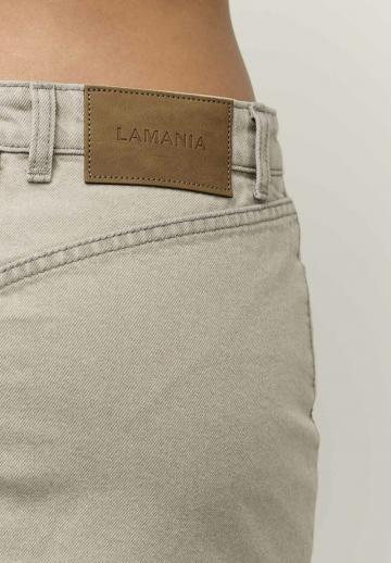 Юбка с накладными карманами