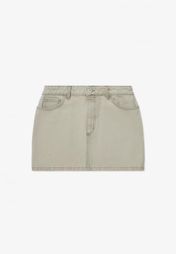 Юбка с накладными карманами