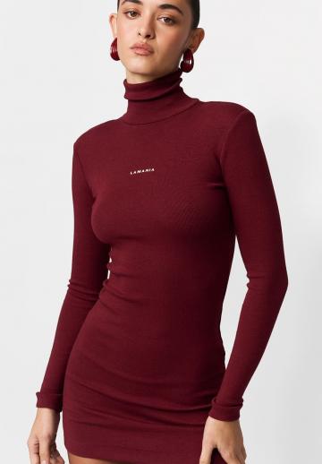 Платье футляр