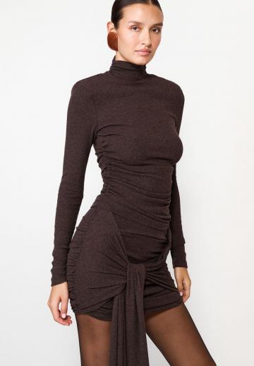 Платье футляр