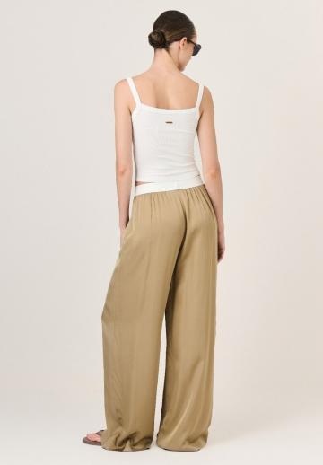 Топ на бретельках