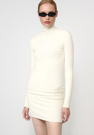 Платье футляр