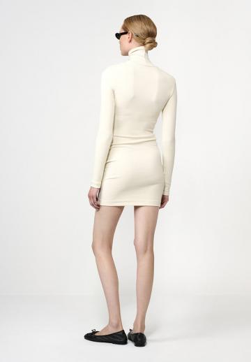 Платье футляр