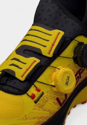 Беговые кроссовки