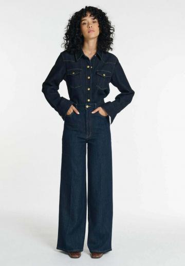 Клешеные джинсы