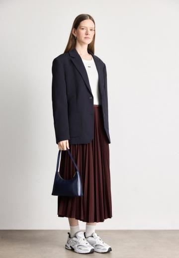 Длинный блейзер