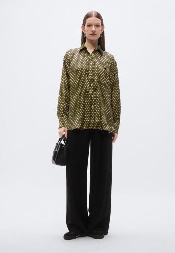 Атласная блузка