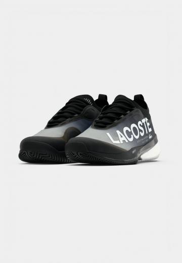 Теннисные кроссовки