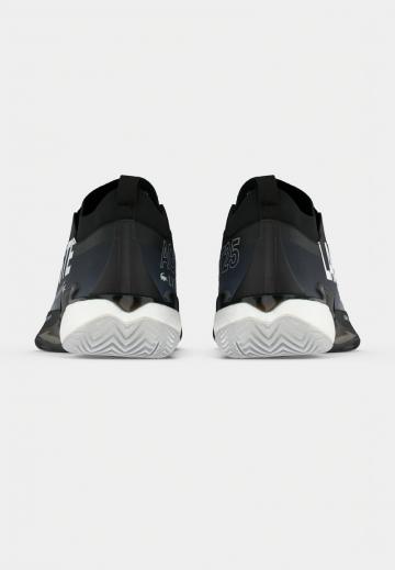 Теннисные кроссовки