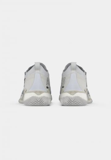 Теннисные кроссовки