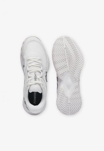 Походные кроссовки