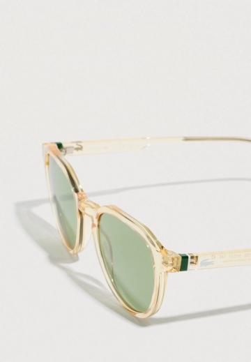 Солнечные очки