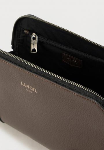 Косметичка