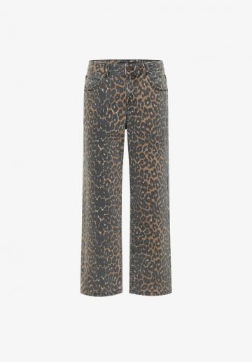 Прямые джинсы