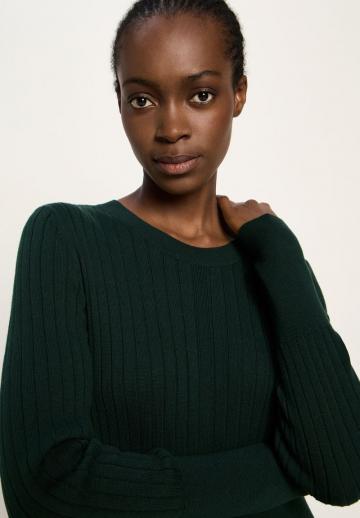 Вязаное платье