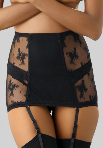 Трусы на бедрах