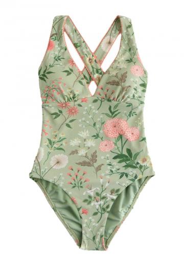 Слитный купальник