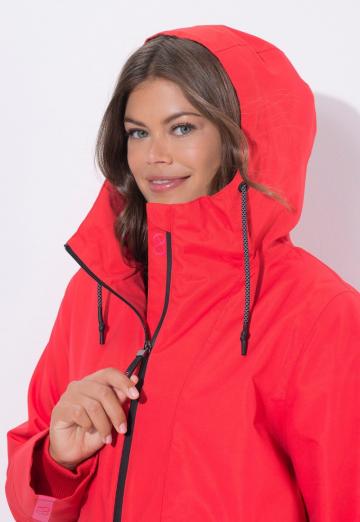 Короткое пальто