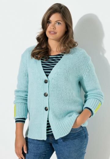 Вязаный жилет