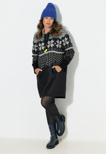 Вязаное платье