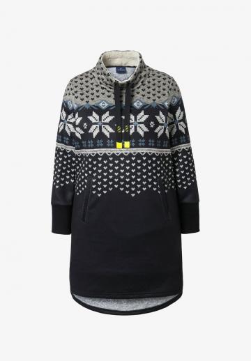 Вязаное платье