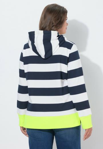 Пуловер с капюшоном