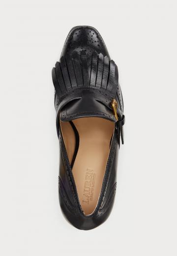 Туфли с высоким носом