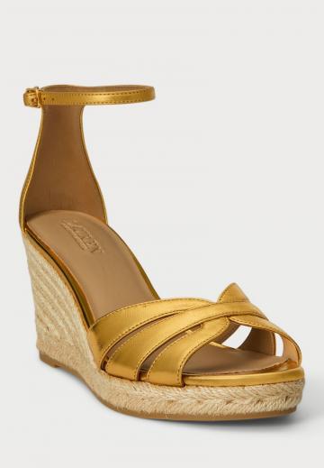 Босоножки на платформе