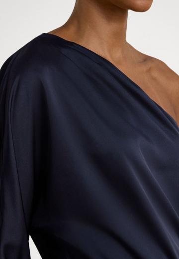 Топ на одно плечо