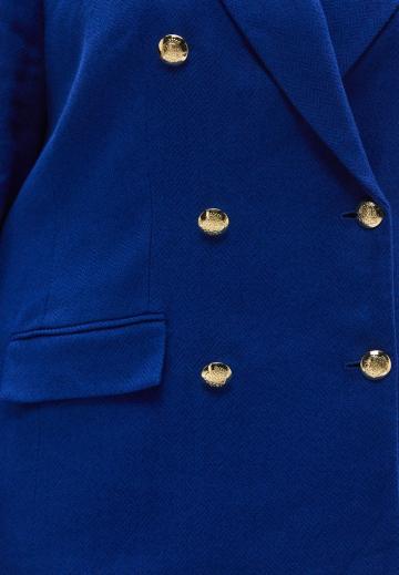 Короткое пальто