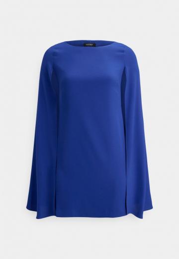 Коктейльное платье