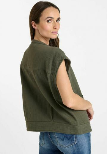 Джинсовая жилетка