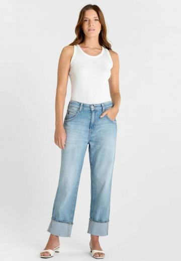 Свободные джинсы