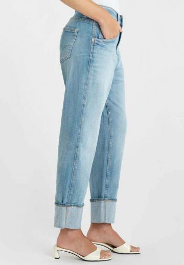 Свободные джинсы
