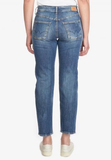 Короткие джинсы