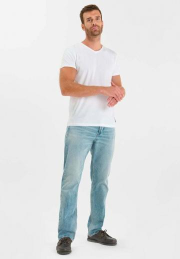 Прямые джинсы