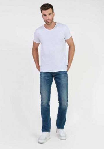 Узкие джинсы