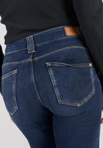 Клешеные джинсы